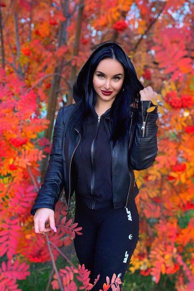 Graceful Victoriya, 31 y.o. from Kyiv, Ukraine with Black hair — VeronikaLove