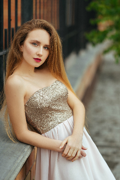 Captivating Beauty: Darya, 25 y.o. from Mykolaiv, Ukraine — VeronikaLove