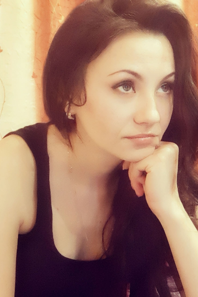 Magnetic Allure: Yaroslava, 32 y.o. from Berdiansk, Ukraine — VeronikaLove