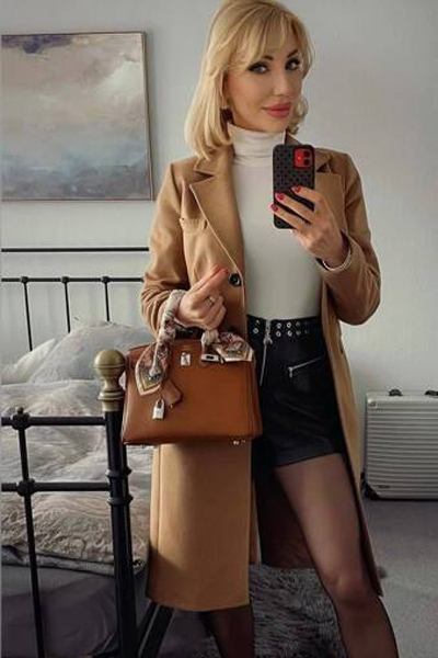 Vivacious Irina, 45 y.o. from Lviv, Ukraine with Blonde hair — VeronikaLove