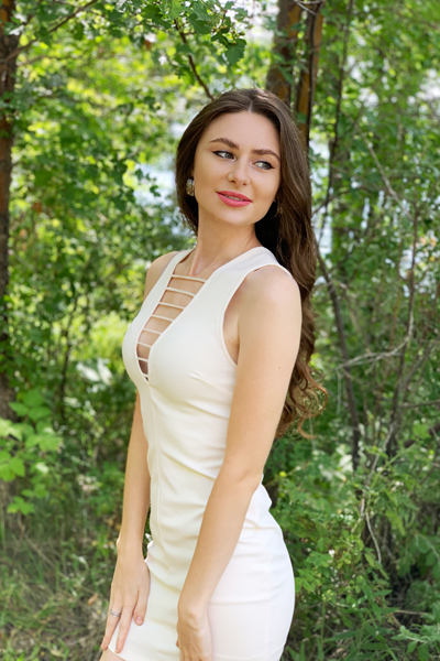 Joyful Diana, 32 y.o. from Karagandinskaya region, Kazakhstan with Brown hair — VeronikaLove