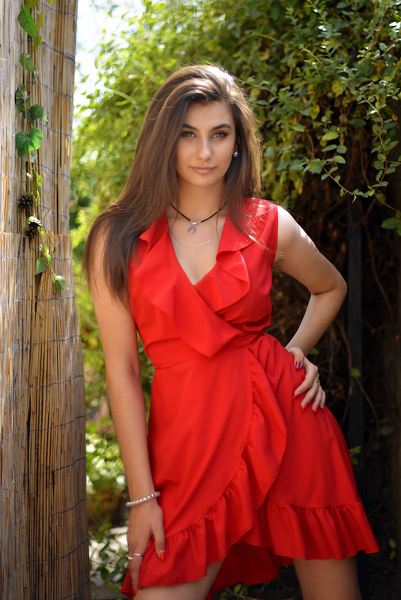 Captivating Aura: Amina, 22 y.o. from Kharkiv, Ukraine — VeronikaLove