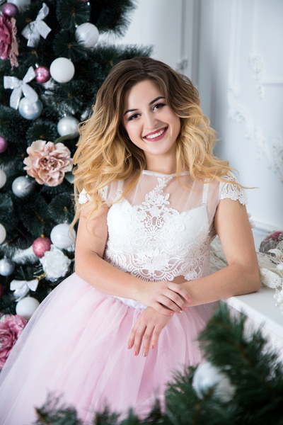 Dazzling Aura: Natalia, 30 y.o. from Vinnytsia, Ukraine — VeronikaLove