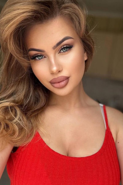 Whimsical Wonder: Tatiana, 32 y.o. from Kyiv, Ukraine — VeronikaLove