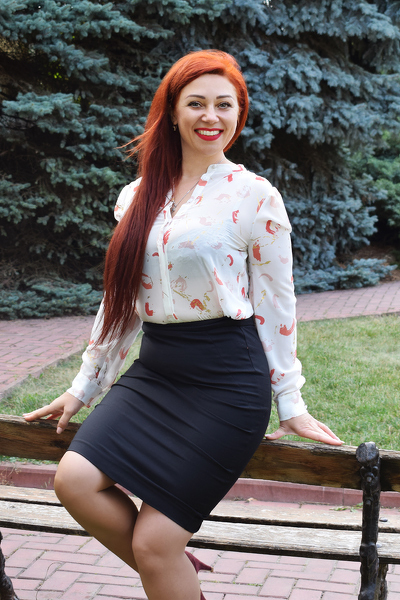 Charming Katerina, 48 y.o. from Kyiv, Ukraine with Auburn/red hair — VeronikaLove