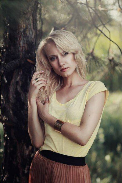 Ethereal Elegance: Anna, 34 y.o. from Dnipro, Ukraine — VeronikaLove