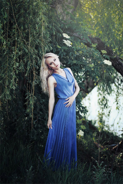 Ethereal Elegance: Anna, 34 y.o. from Dnipro, Ukraine — VeronikaLove