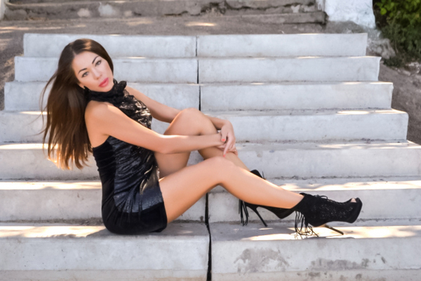 Captivating Yuliia, 34 y.o. from Kherson, Ukraine with Brown hair — VeronikaLove