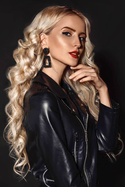 Lovely Veronika, 24 y.o. from Dnipro, Ukraine with Blonde hair — VeronikaLove