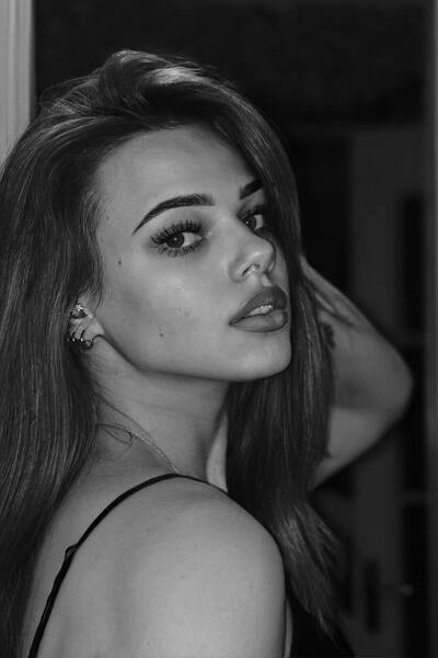 Graceful Radiance: Irina, 24 y.o. from Vinnytsia, Ukraine — VeronikaLove