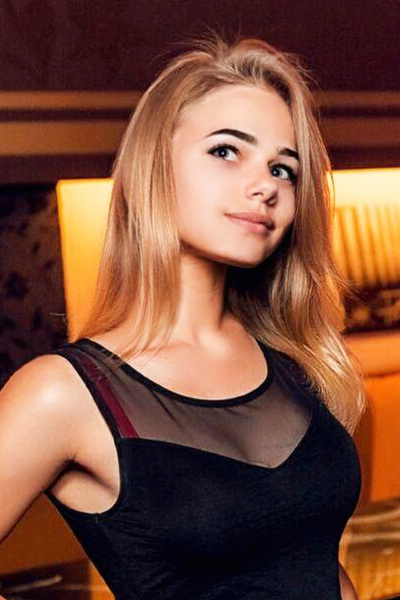 Graceful Radiance: Irina, 23 y.o. from Vinnytsia, Ukraine — VeronikaLove