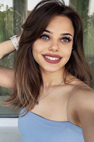 Graceful Radiance: Irina, 24 y.o. from Vinnytsia, Ukraine — VeronikaLove