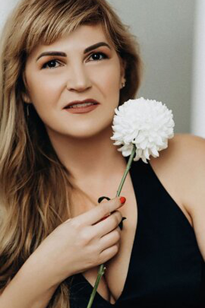 Radiant Tatiana, 57 y.o. from Kharkiv, Ukraine with Blonde hair — VeronikaLove