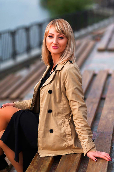 Graceful Allure: Marina, 40 y.o. from Uman, Ukraine — VeronikaLove