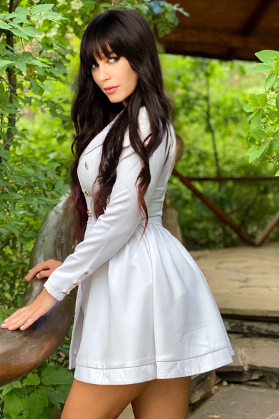 Sophisticated Elegance: Irina, 35 y.o. from Uman, Ukraine — VeronikaLove