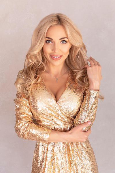 Joyful Nadia, 35 y.o. from Kyiv region, Ukraine with Blonde hair — VeronikaLove