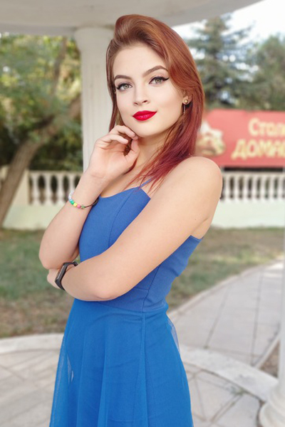 Graceful Presence: Anastasiya, 22 y.o. from Dnipro, Ukraine — VeronikaLove