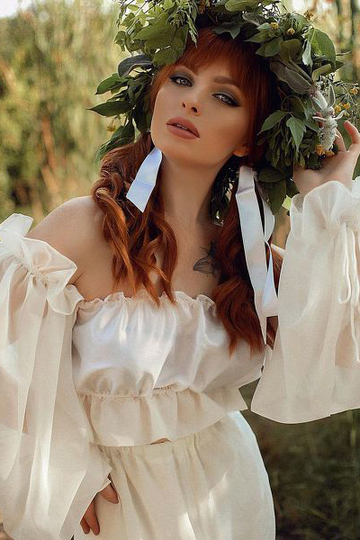 Vivacious Tatyana, 23 y.o. from Zaporizhzhia, Ukraine with Red hair — VeronikaLove