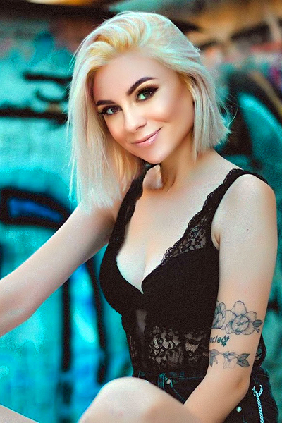 Serene Tatyana, 28 y.o. from Odesa, Ukraine with Blonde hair — VeronikaLove