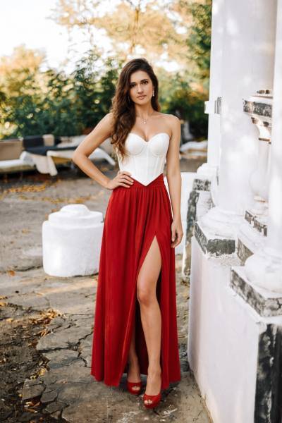 Elegant Enchantment: Tatyana, 46 y.o. from Mykolaiv, Ukraine — VeronikaLove