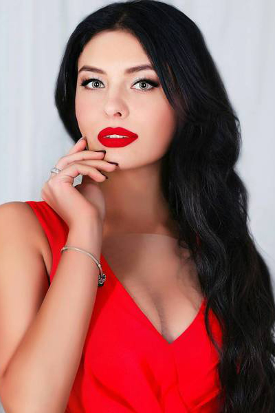 Charming Alyona, 30 y.o. from Kyiv, Ukraine with Dark-brown hair — VeronikaLove