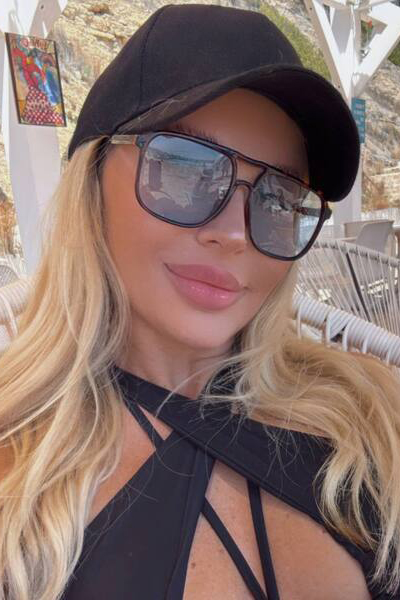 Enthralling Mystery: Nataliya, 39 y.o. from Dnipro, Ukraine — VeronikaLove