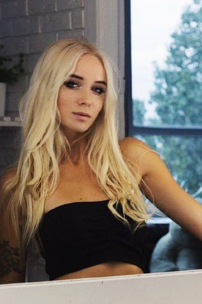 Elegant Yulia, 25 y.o. from Dnipro, Ukraine with Blonde hair — VeronikaLove