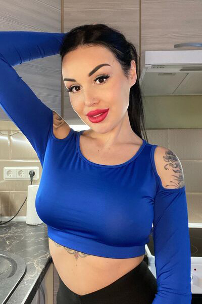 Mystical Presence: Maria, 33 y.o. from Gdansk, Poland — VeronikaLove