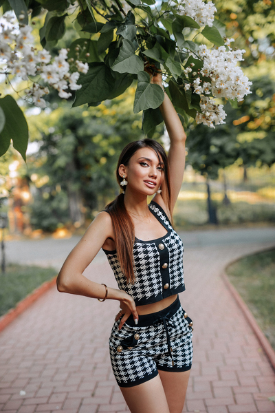 Radiant Beauty: Julia, 30 y.o. from Chisinau, Moldova — VeronikaLove