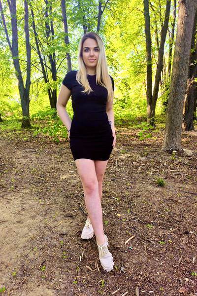 Captivating Elegance: Anastasiya, 26 y.o. from Vinnytsia, Ukraine — VeronikaLove