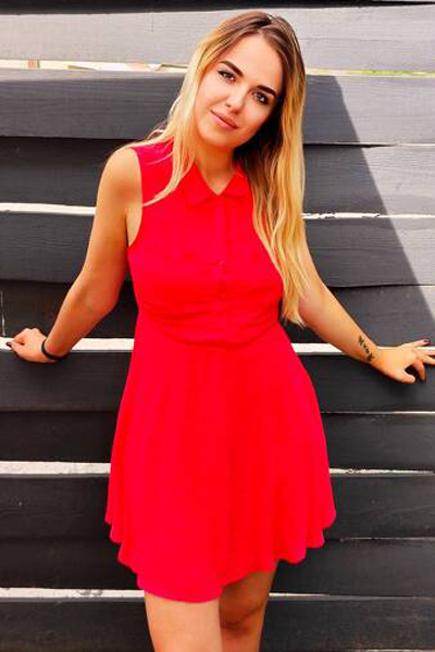 Captivating Elegance: Anastasiya, 27 y.o. from Vinnytsia, Ukraine — VeronikaLove