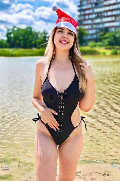 Captivating Elegance: Anastasiya, 27 y.o. from Vinnytsia, Ukraine — VeronikaLove