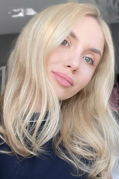 Charming Radiance: Elizaveta, 27 y.o. from Lviv, Ukraine — VeronikaLove