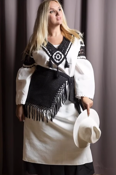 Mystical Presence: Elena, 41 y.o. from Dnipro, Ukraine — VeronikaLove