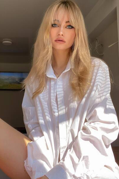 Radiant Allure: Anastasia, 29 y.o. from Chisinau, Moldova — VeronikaLove