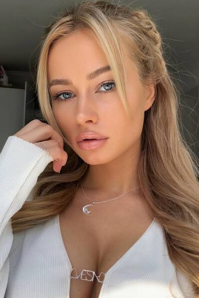 Radiant Allure: Anastasia, 29 y.o. from Chisinau, Moldova — VeronikaLove