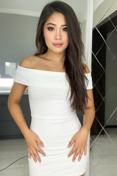 Divine Radiance: Kim, 35 y.o. from Astana, Kazakhstan — VeronikaLove