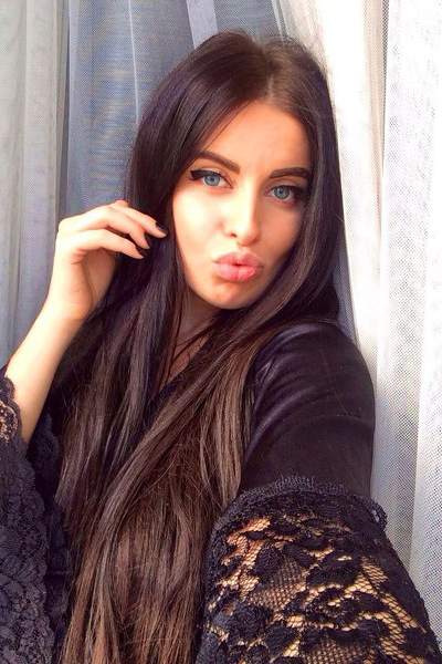 Enchanting Gaze: Anastasia, 36 y.o. from Dnipro, Ukraine — VeronikaLove