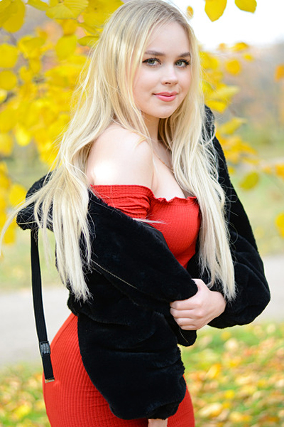 Magnetic Charm: Angelika, 21 y.o. from Cherkasy, Ukraine — VeronikaLove