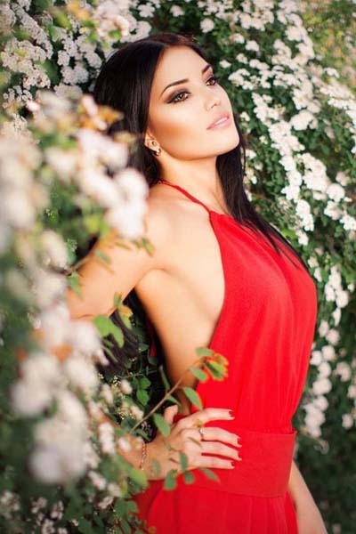 Captivating Elegance: Kristina, 33 y.o. from Izmail, Ukraine — VeronikaLove