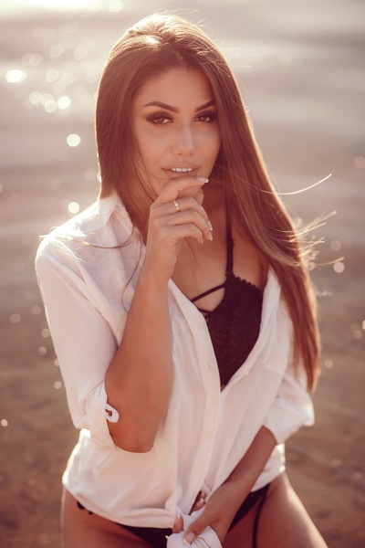 Serene Anastasia, 26 y.o. from Zaporizhzhia, Ukraine with Brown hair — VeronikaLove