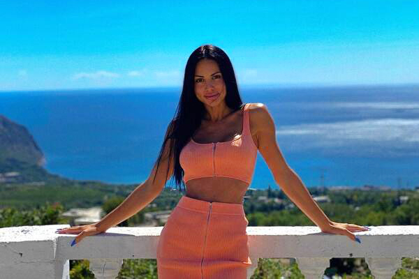 Timeless Elegance: Ksenia, 30 y.o. from Wroclaw, Poland — VeronikaLove