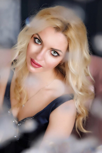 Enchanting Aura: Inna, 41 y.o. from Kharkiv, Ukraine — VeronikaLove