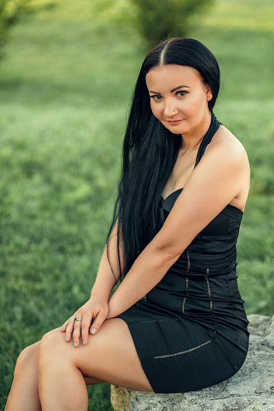 Graceful Evgenia, 39 y.o. from Chisinau, Moldova with Black hair — VeronikaLove