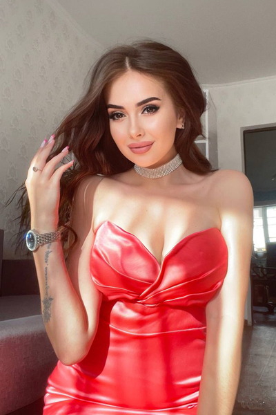 Enigmatic Charm: Elizaveta, 20 y.o. from Kryvyi Rih, Ukraine — VeronikaLove