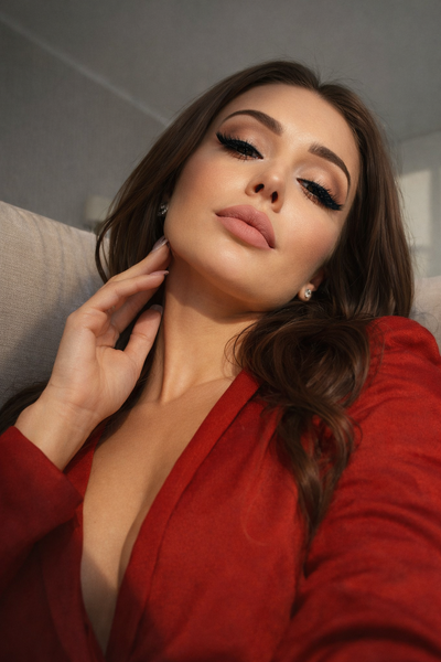 Enigmatic Beauty: Lia, 42 y.o. from Lviv, Ukraine — VeronikaLove