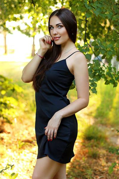 Charming Radiance: Veronika, 33 y.o. from Zaporizhzhia, Ukraine — VeronikaLove