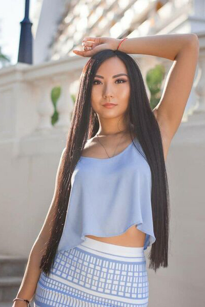 Divine Radiance: Viktoria, 29 y.o. from Odesa, Ukraine — VeronikaLove