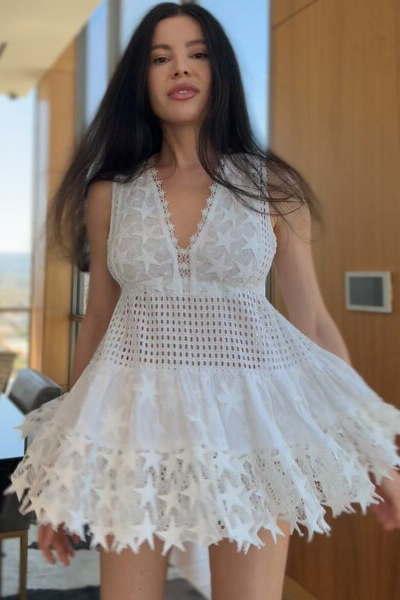 Dynamic Ekaterina, 34 y.o. from Los Angeles, United States with Brown hair — VeronikaLove