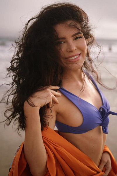 Dynamic Ekaterina, 34 y.o. from Los Angeles, United States with Brown hair — VeronikaLove